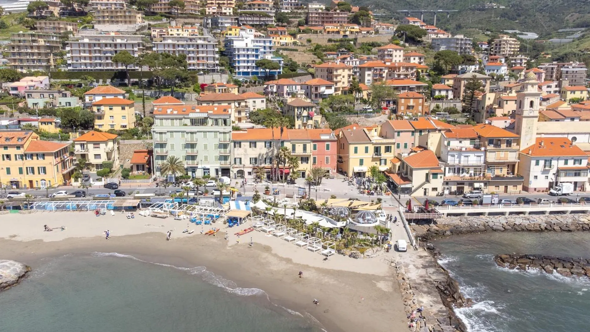 Santo'S - Seaside And Bikeway In Riviera & Sanremo Apartment Santo Stefano al Mare Italy