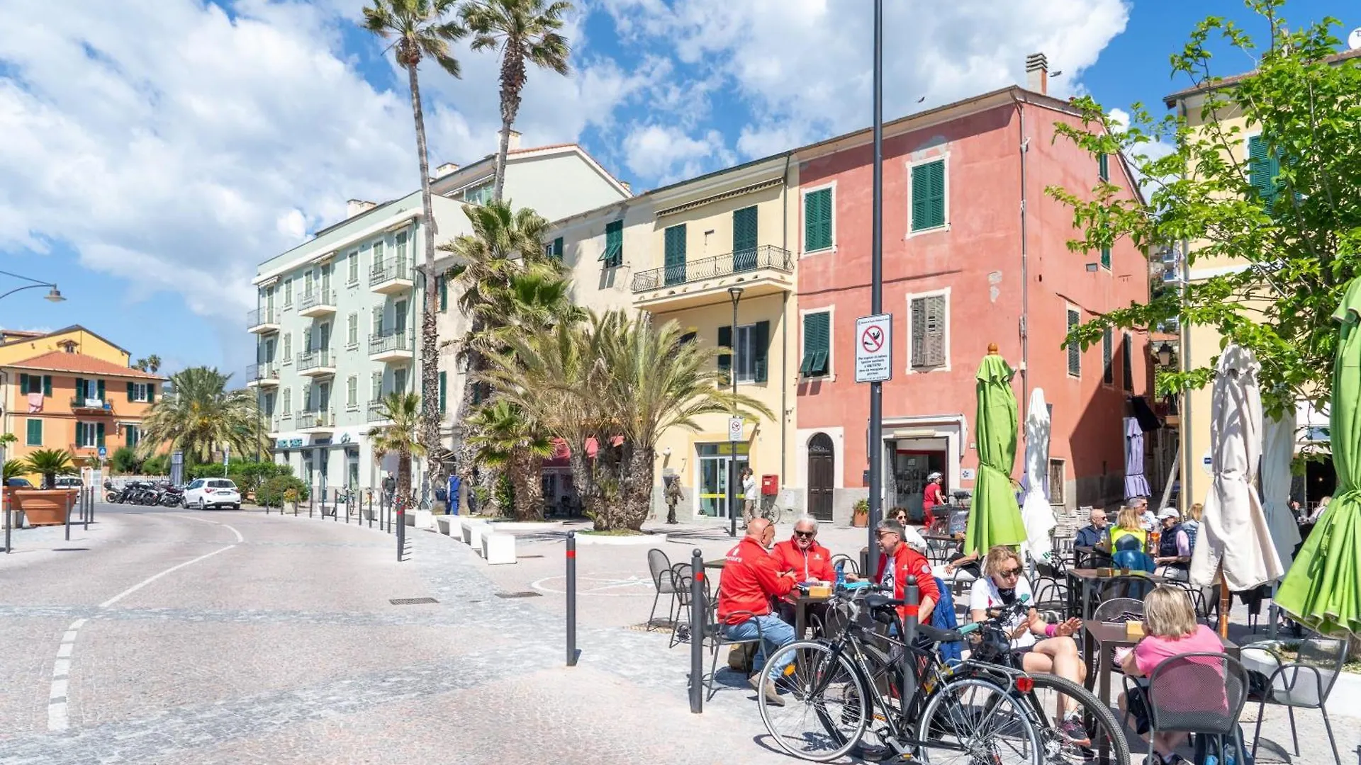 Santo'S - Seaside And Bikeway In Riviera & Sanremo Apartment Santo Stefano al Mare 0*,  Italy