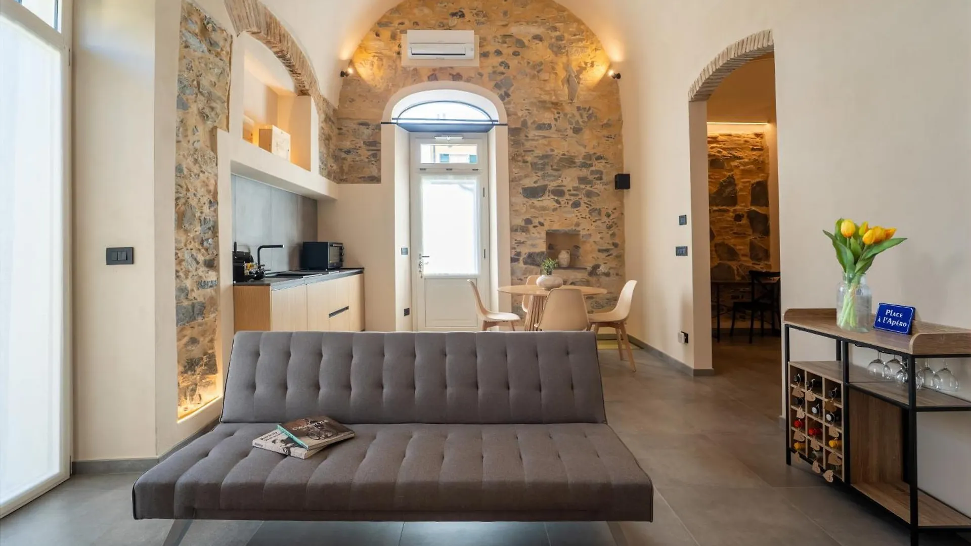 Santo'S - Seaside And Bikeway In Riviera & Sanremo Apartment Santo Stefano al Mare 0*,  Italy